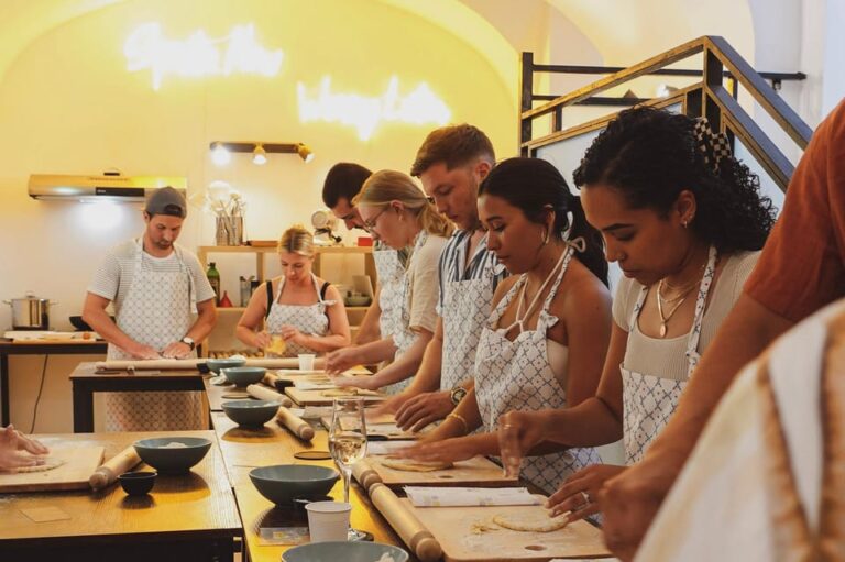 Rome: Traditional Pasta, Spritz & Tiramisu Cooking Class