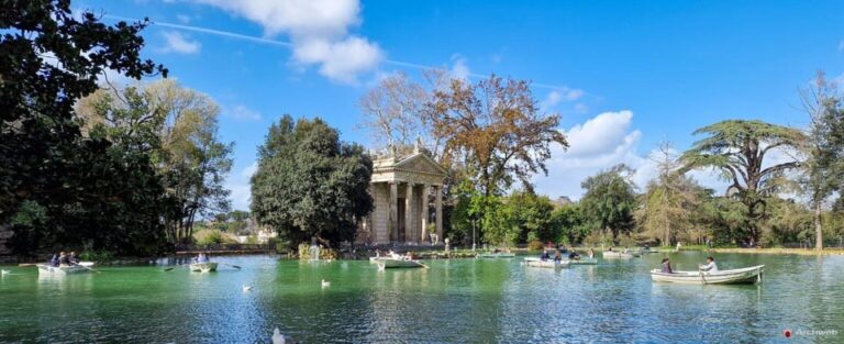 ROME: Villa Borghese Lake Tour by Boat Paddling Independently +Aperitivo