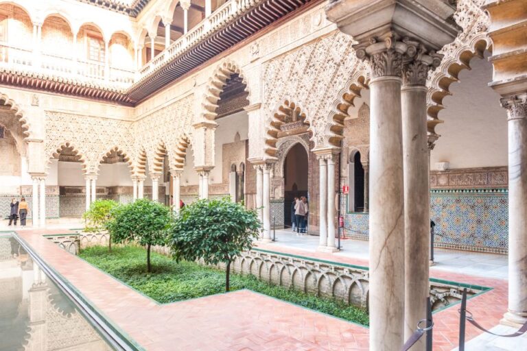 Seville: Cathedral, Giralda & Alcazar Entry With Guided Tour