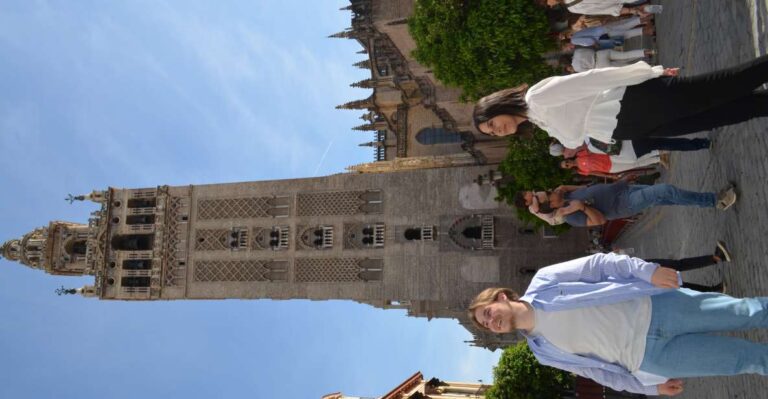 Seville: Cathedral Guided Tour W/ VR City Tour & Roof Lunch