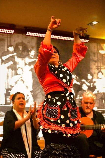 Seville: Flamenco Show at Tablao La Cantaora