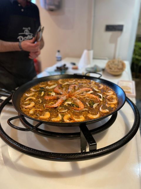 Seville: Paella and Sangria Experience