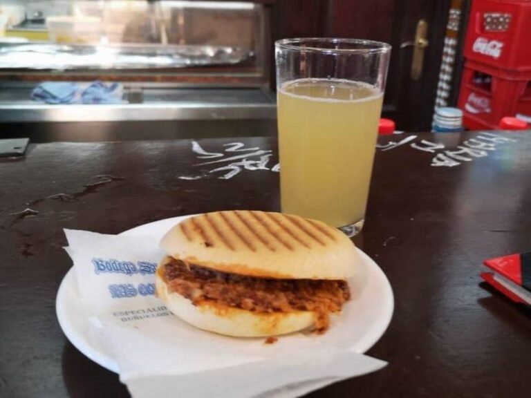 Seville: Tapas Tour With Wine and Rooftop Drinks