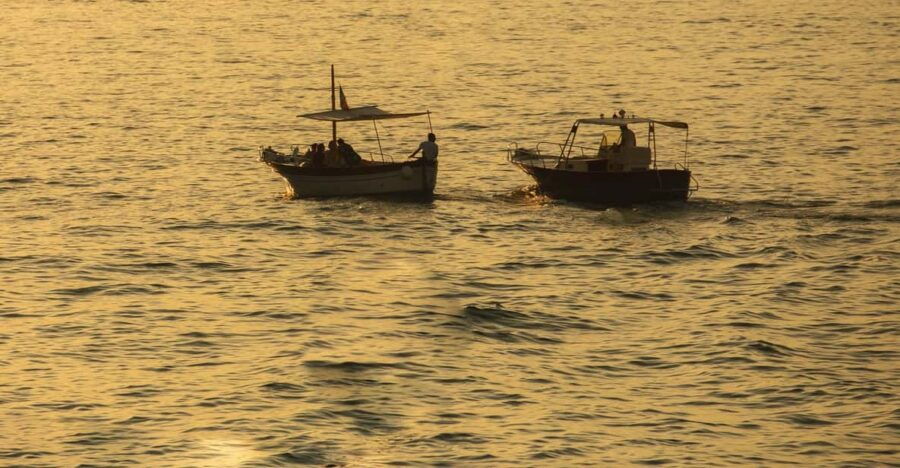 Sorrento Sunset Experience on a Traditional Gozzo Boat - Experience Overview