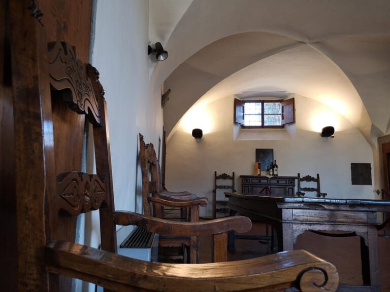 Tour of Machiavellis House & Dinner With Wine Tasting