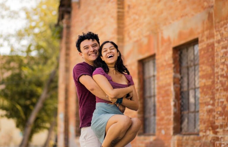Unique Sites of Granada – Walking Tour for Couples