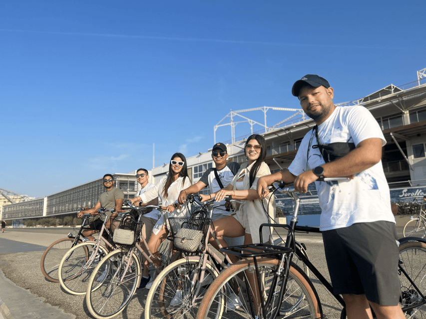 Valencia (Ruzafa): Guided Bike Tour of the Citys Highlights - Tour Overview
