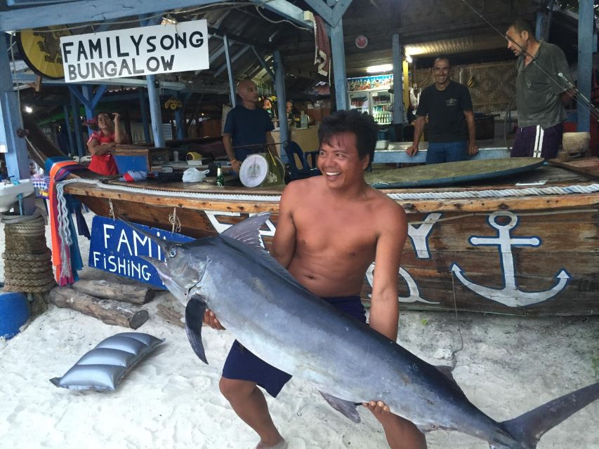 Vertical Jigging & Popping Giant Trevally - Activity Overview