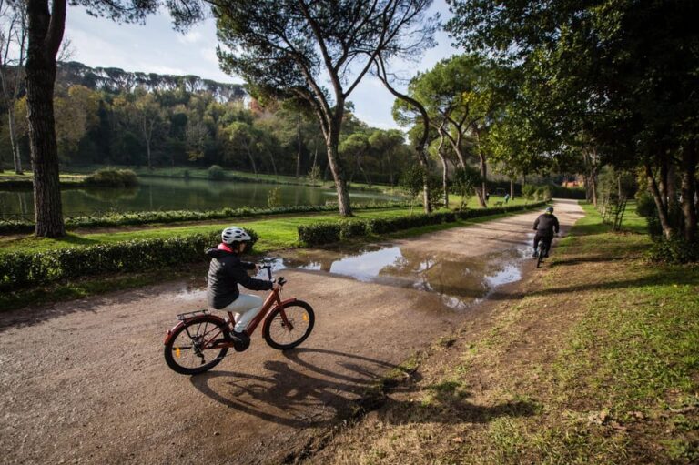 Villa Ada, Villa Borghese and Ponte Milvio: E-Biking Between Nature and History
