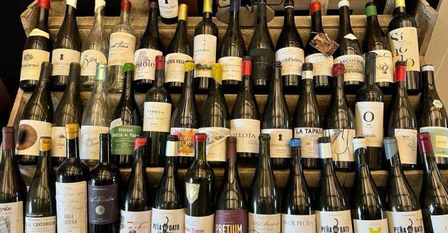 Discover Rioja: 3 Wineries & Exclusive Tastings Await! - Explore Riojas Wine Offerings