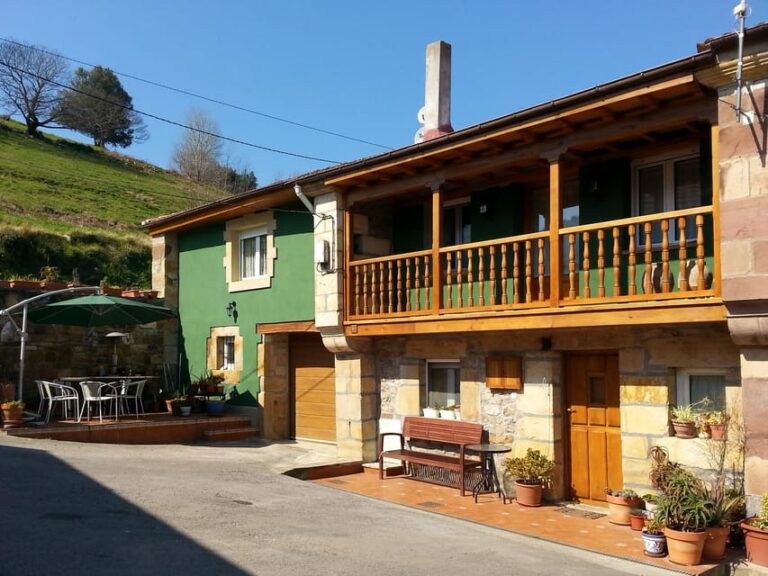 One Week Spanish Course Living at Your Tutors Family Home