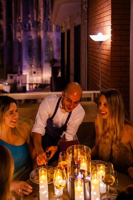 Private Sagrada Familia Wine Tasting & 3-Course Dinner