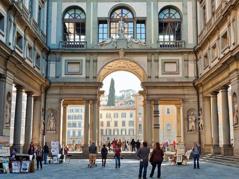 Florences Accademia Tour: See David, Prisoners, and More