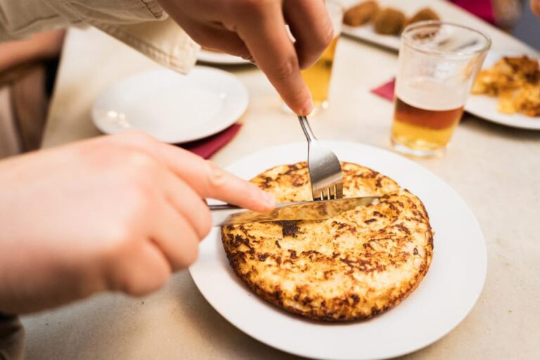 Madrid Food Tour With Tapas & Drinks With a Local