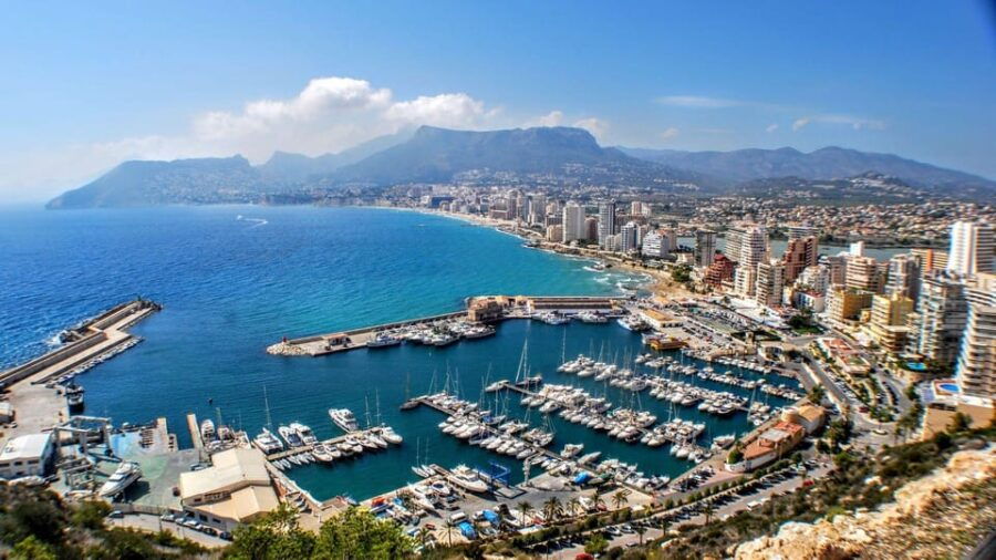 Best of Alicante: Private Walking Tour With a Local - Discover Alicantes Iconic Neighborhoods