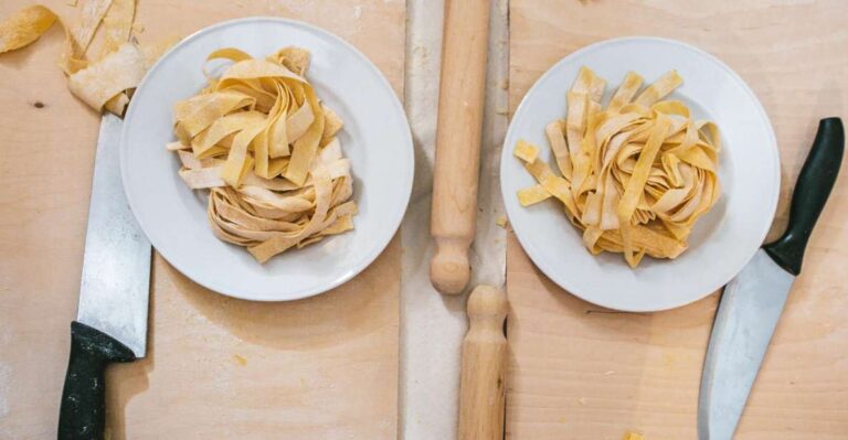 Rome: Enjoy Spritz and Pasta Making in Piazza Navona