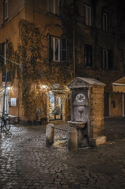 Rome Night Golf Cart Tour With Access to an Exclusive Dinner - Experience the Comfort of a Golf Cart Tour