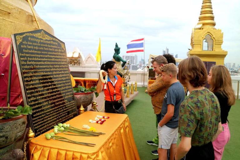 Custom Private Tour With Thailand Insight Team in Bangkok