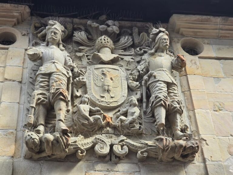 Santillana Del Mar: Exclusive Private Tour With the Collegiate Church of Santa Juliana