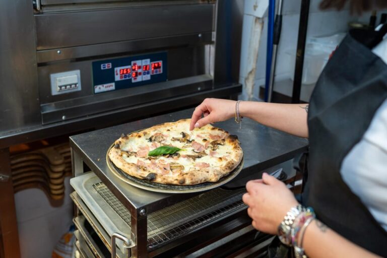 Traditional Pizza Cooking Class