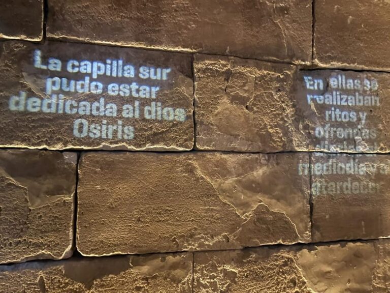 Guided Visit to the Egyptian Temple of Debod + Madrid De Los Austrias Tour