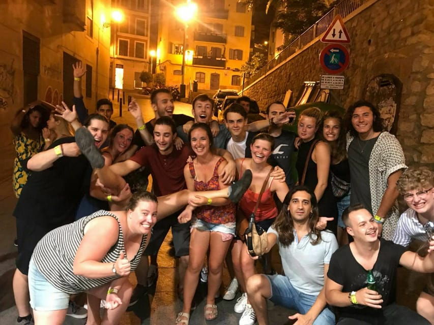 Alicante: Guided Pub Crawl With Shots and Beer - Activity Overview