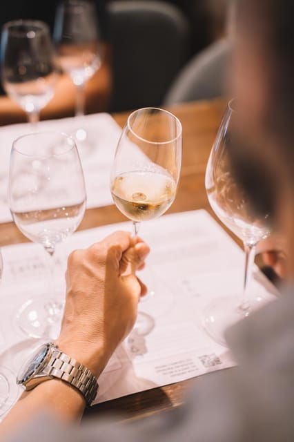 Andalusian Wine Tasting in Cala De Mijas – 4 Top Wines+Tapas