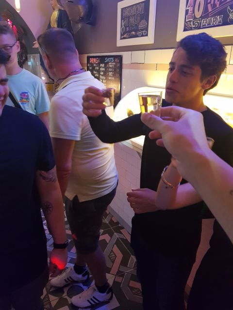 Bar-Hopping Tour With Welcome Drink - Experience the Vibrant Nightlife of Milan