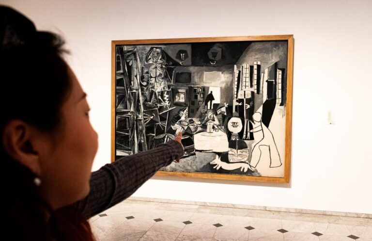 Barcelona: Guided Tour of the Picasso Museum With Tickets