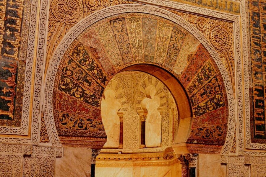 Cordoba: Mosque-Cathedral and Jewish Quarter Guided Tour - Tour Overview