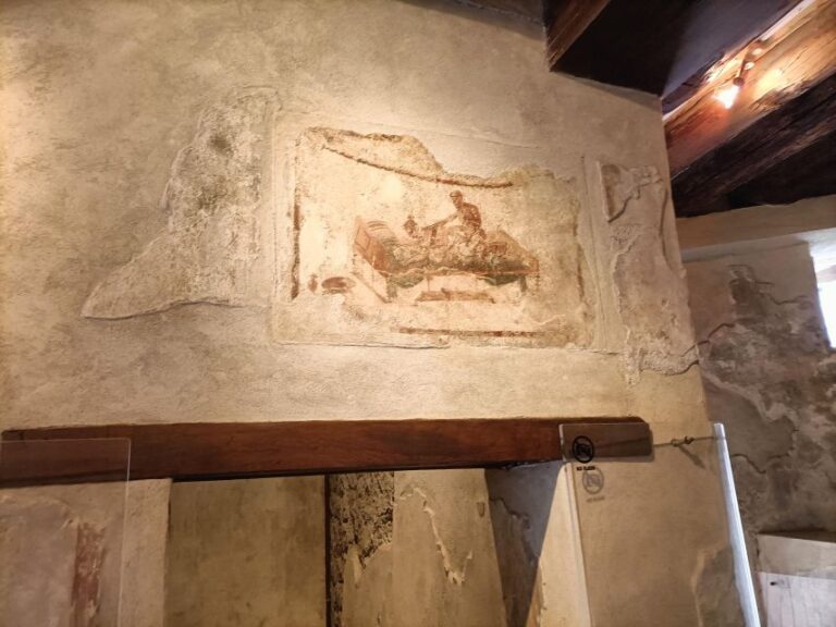 Discover Pompeii With a Professional Guide for 2hrs