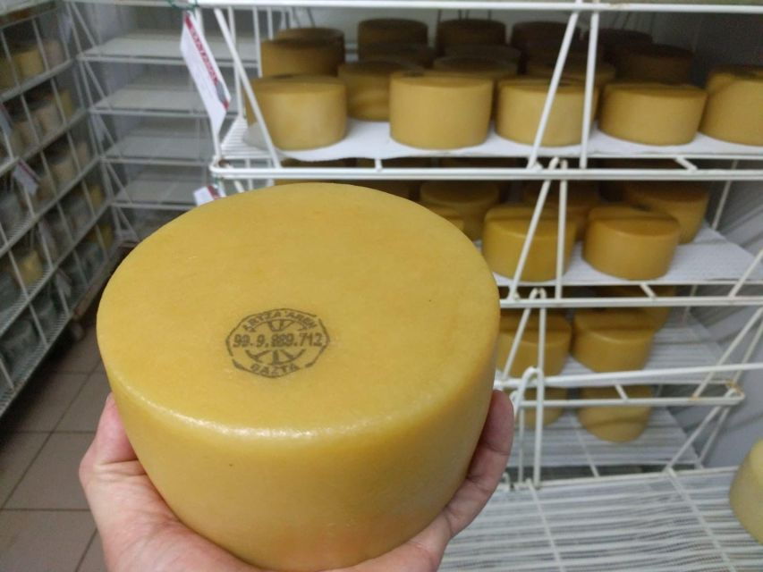 Discover the Art of Idiazabal Cheese in the Basque Country - Exploring the Basque Country