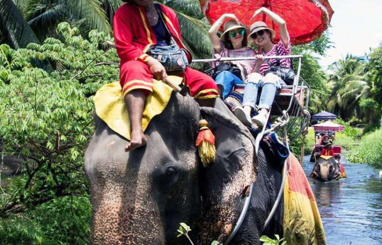 Private Car Floating Market: Damnoen Saduak + Amphawa + More