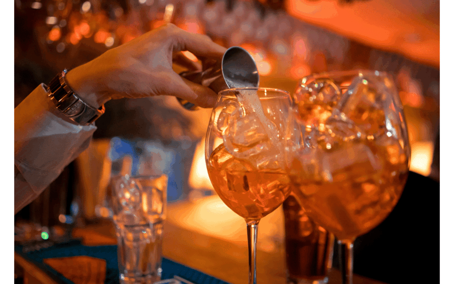 Rome: Aperitif At Sunset And Trastevere Walking Tour - Experience the Magic of Sunset in Rome