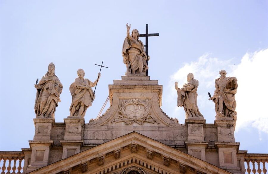 Rome: St. Peters Basilica Complete Private Guided Tour - Overview of St. Peters Basilica Tour