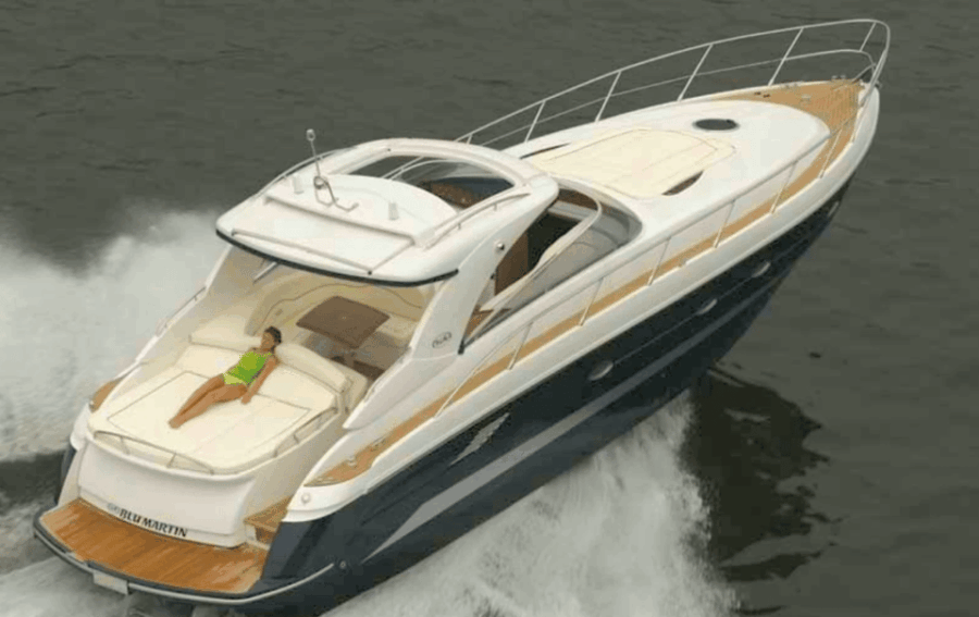 Tour in a Boat, Torrevieja - Amenities and Equipment
