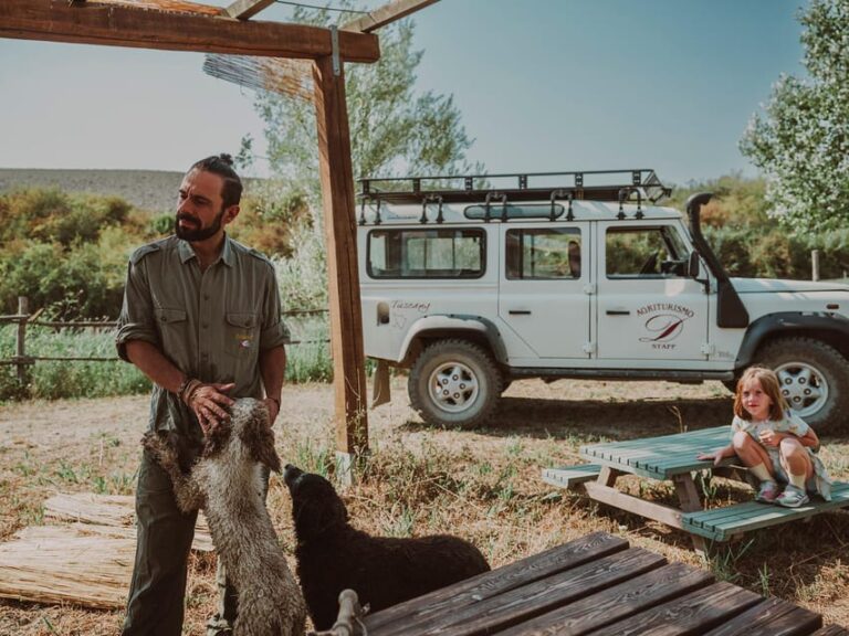 Tuscany: Volterra Truffle Hunting Experience