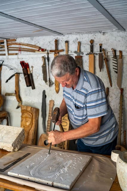 Workshop With the Master Stonemason of San Donato