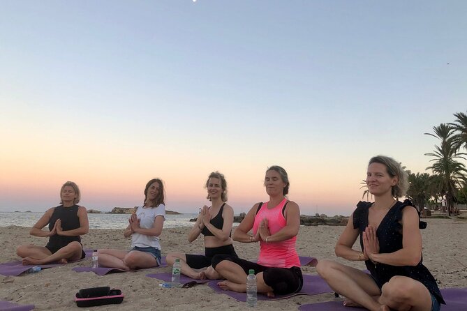 1 Hour Ibiza Beach Yoga Class - Who is this experience best suited for?