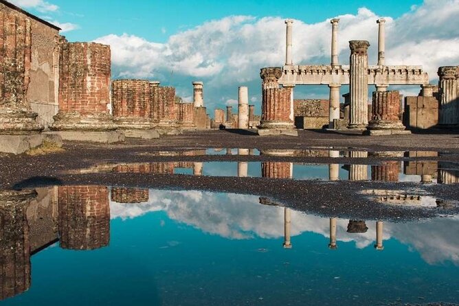 2.00 pm - Pompeii and photos Panoramca di Napoli (Afternoon) - The Practicalities: What You Should Know