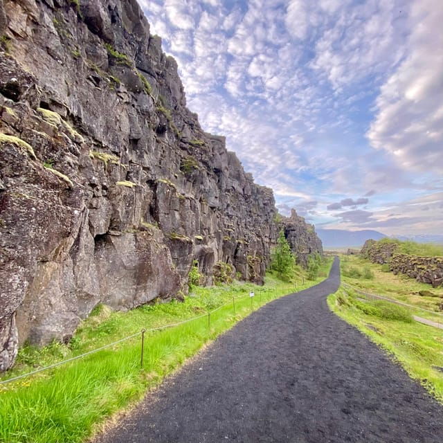 2 days Private tour: Golden circle and South coast