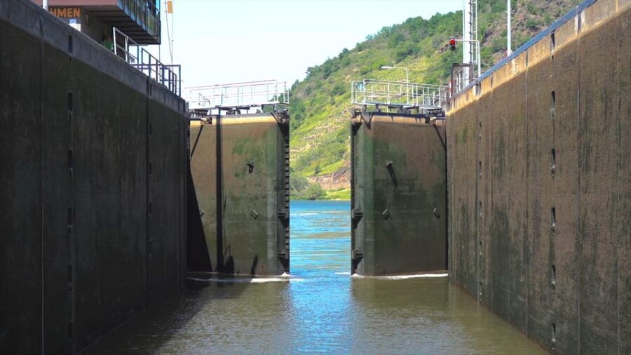 2-River Day-trip by boat from Koblenz to Alken - An In-Depth Look at the Koblenz to Alken River Cruise