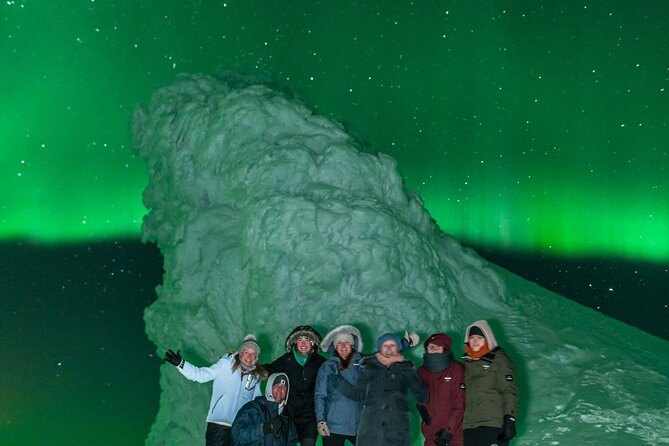 4 Day Northern Lights Adventure – Ice Caves & 4×4 Super Jeeps