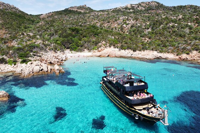 8-hour tour of the La Maddalena Archipelago Ponte VIP