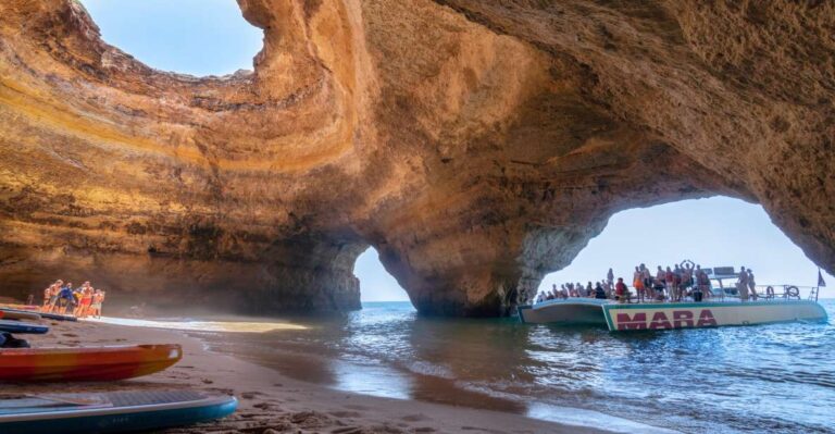 Albufeira: Caves and Coastline Catamaran Cruise to Benagil