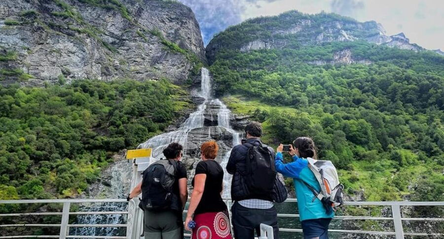 Ålesund-Geiranger Sightseeing Tour (one way) - Good To Know