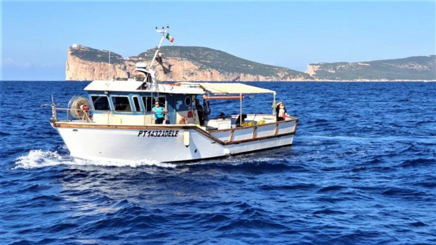 Alghero: Gulf of Alghero Fishing Boat Trip with Fresh Lunch - An In-Depth Look at the Experience