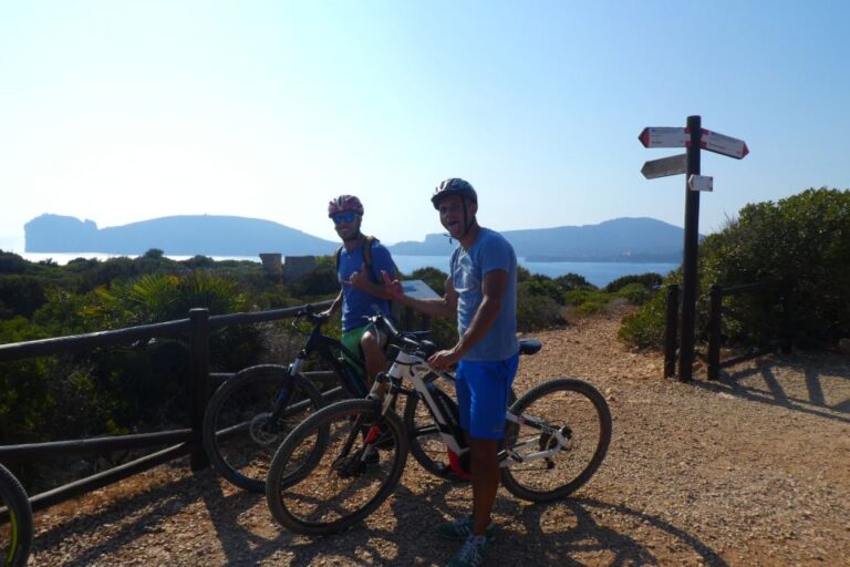 Alghero: Small Beaches E-Bike Tour with Aperitivo