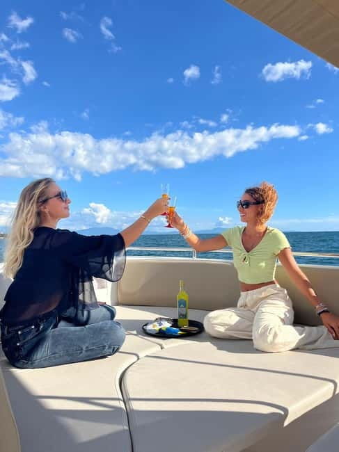 Amalfi coast: Sunset Boat Tour with Aperitif and Prosecco
