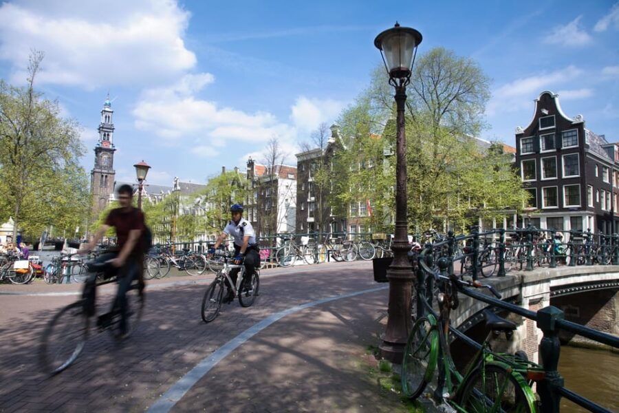 Amsterdam: 3-Hour Private Bike Tour of the City Center - An In-Depth Look at the Amsterdam Bike Tour